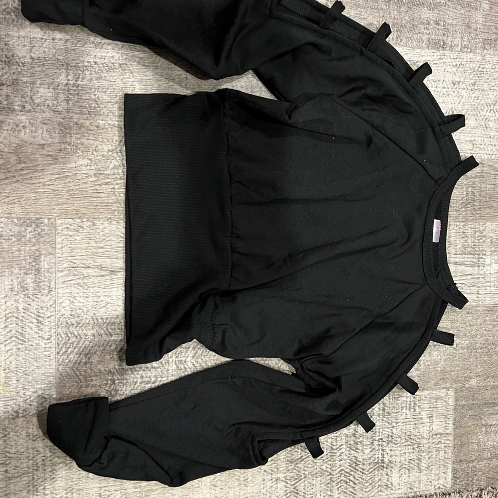 No Boundaries Cropped Long Sleeve w/ Open Shoulder/Arm Windows